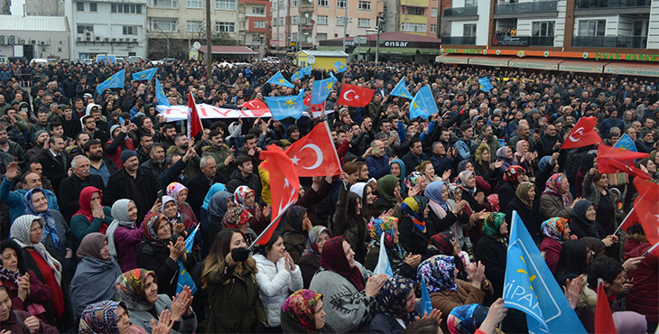 ESPİYE  ÖNAL'I  İŞARET  EDİYOR